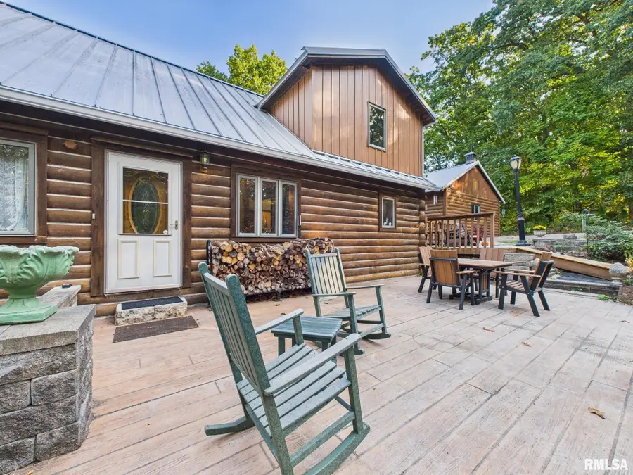 14138 Boyscout Trail, Petersburg, IL 62675 - Image #2