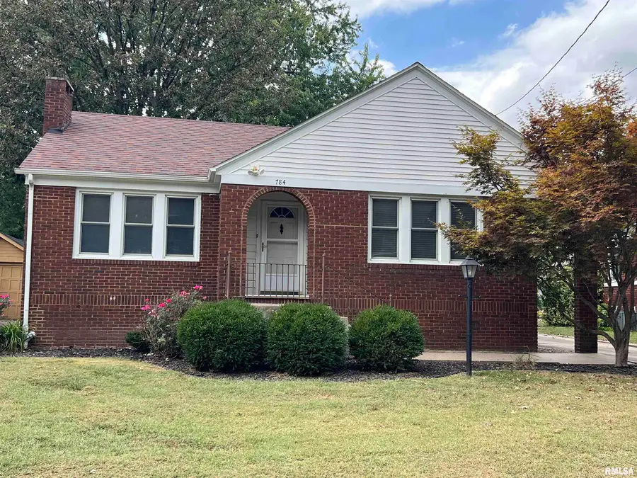 784 Florence Avenue, Galesburg, IL 61401 - Image #2
