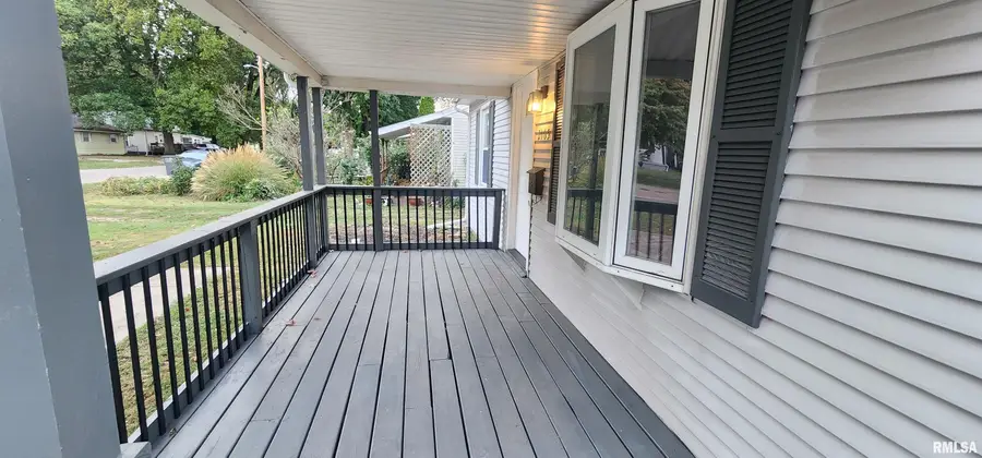 2165 E Converse Avenue, Springfield, IL 62702 - Image #2