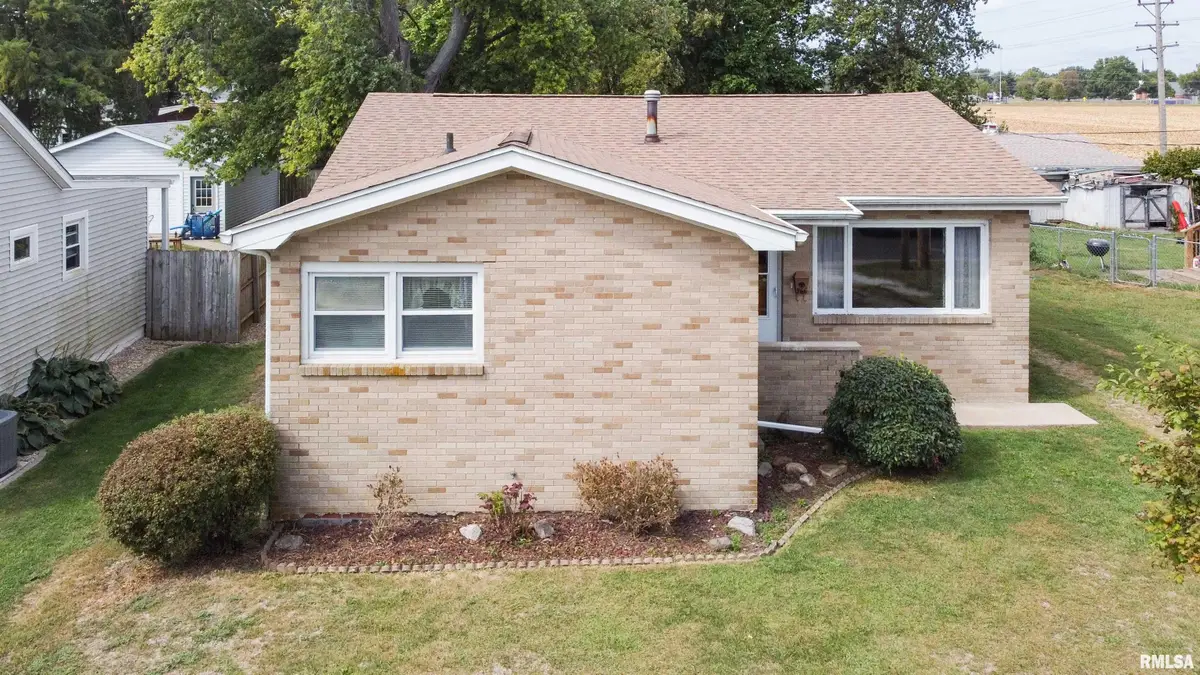 966 N 7th Avenue, Canton, IL 61520 - Image #1