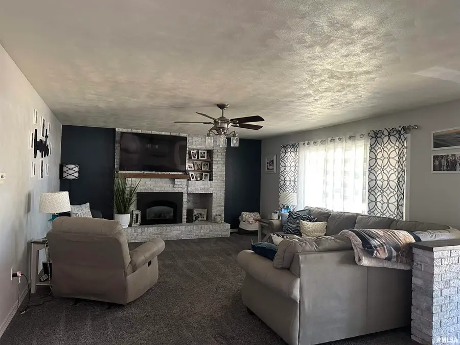 1630 N 1813th Lane, Paloma, IL 62359 - Image #3