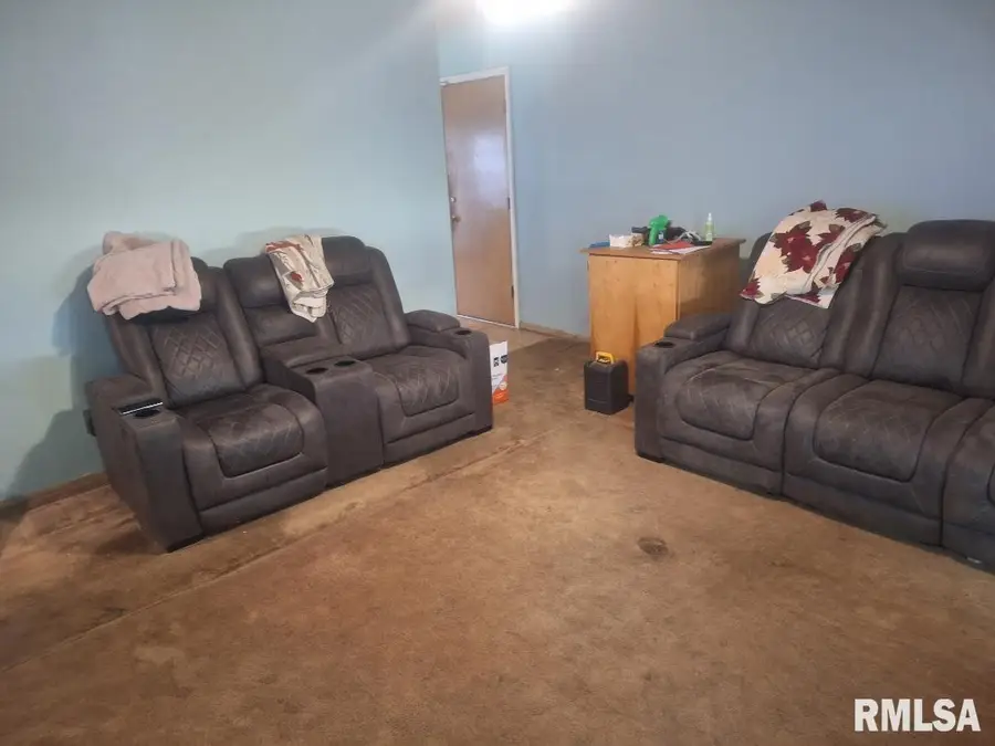 2134 W Lawrence Avenue, Springfield, IL 62704 - Image #2