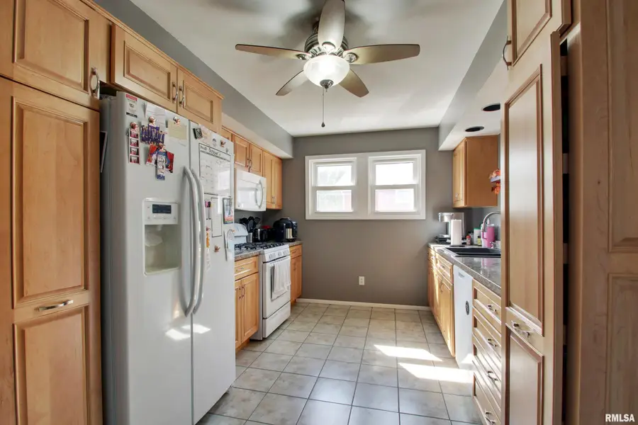 1715 N 24th Street, Quincy, IL 62301 - Image #2