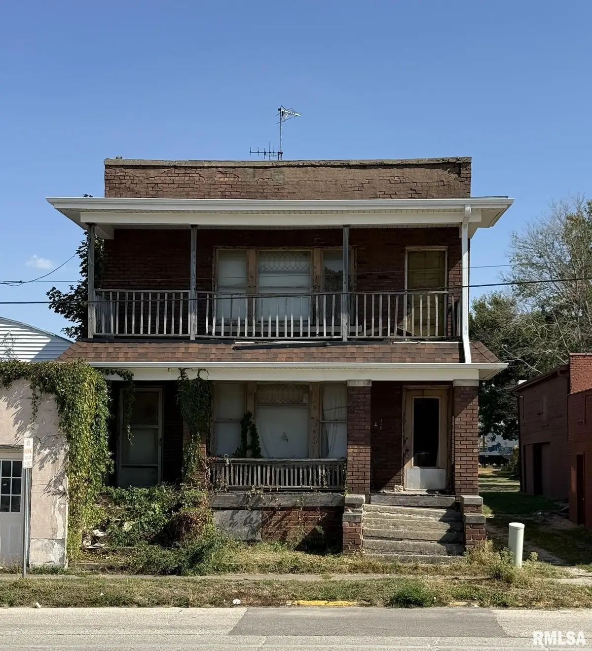 39 S Chambers Street, Galesburg, IL 61401 - Image #1