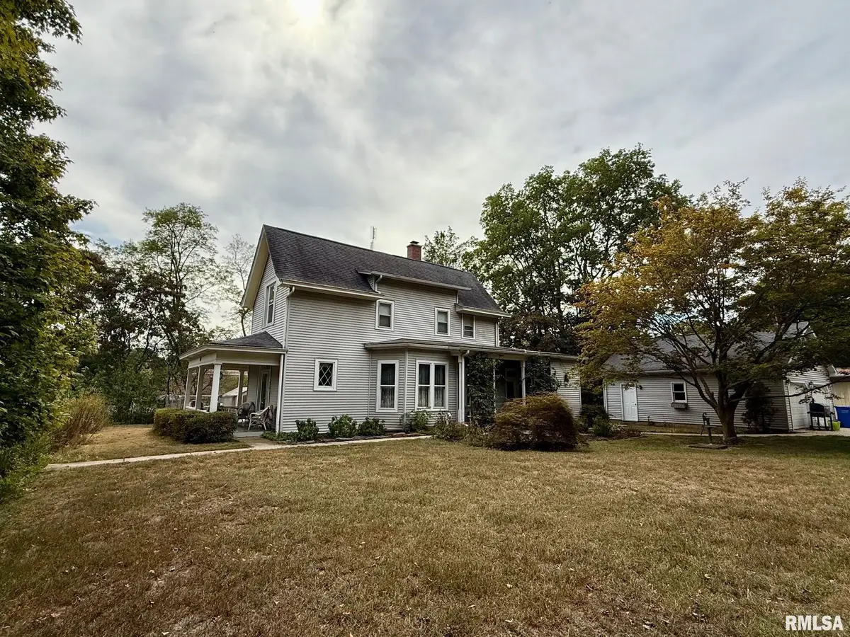 215 N 9th Street, Petersburg, IL 62675 - Image #1