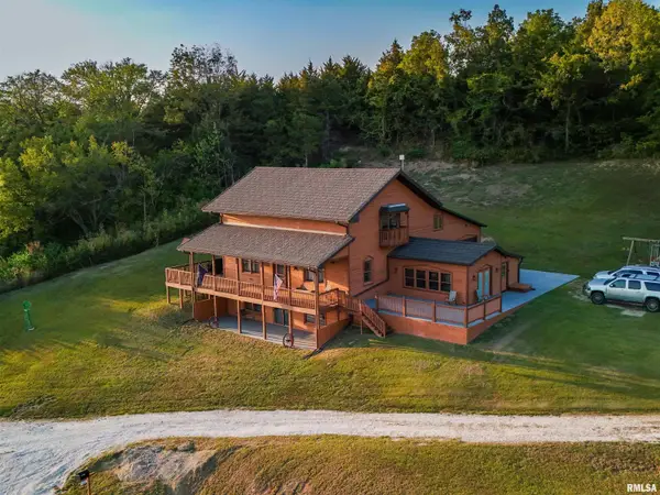 1667 N 365 Road, Versailles, IL 62378