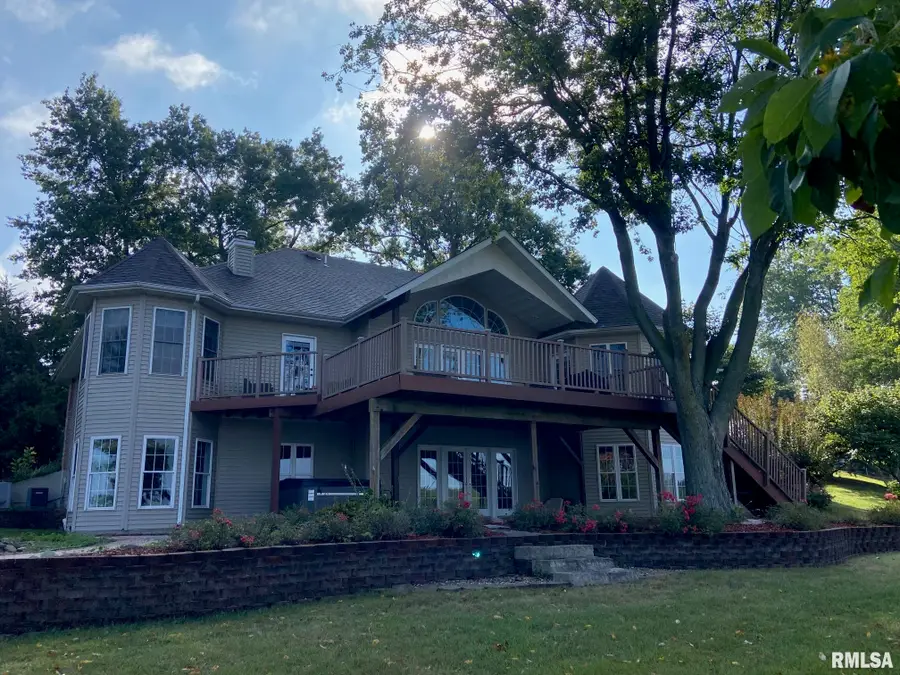 2419 Eastwood Drive, Taylorville, IL 62568 - #3