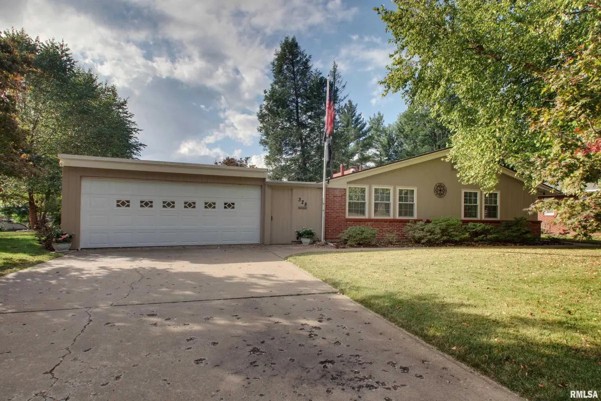 328 Lincoln Hill Nw, Quincy, IL 62301 - Image #1