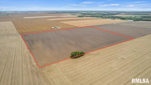 2437 N 1030 E Road, Edinburg, IL 62531