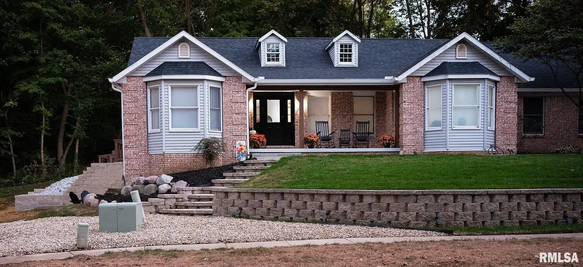 3008 W Lawrence Avenue, Springfield, IL 62704 - #1