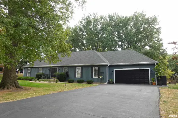 39 Hiawatha Lane, Galesburg, IL 61401