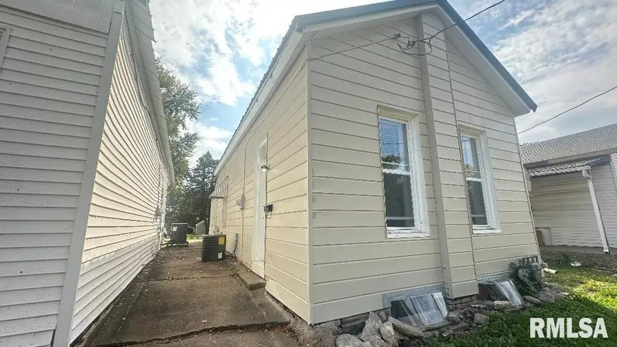 1108 Adams Street, Quincy, IL 62301 - Image #2
