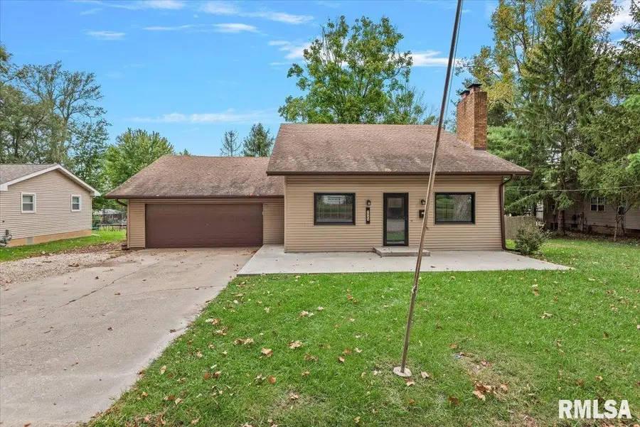 1924 Cedar Street, Jacksonville, IL 62650 - Image #2