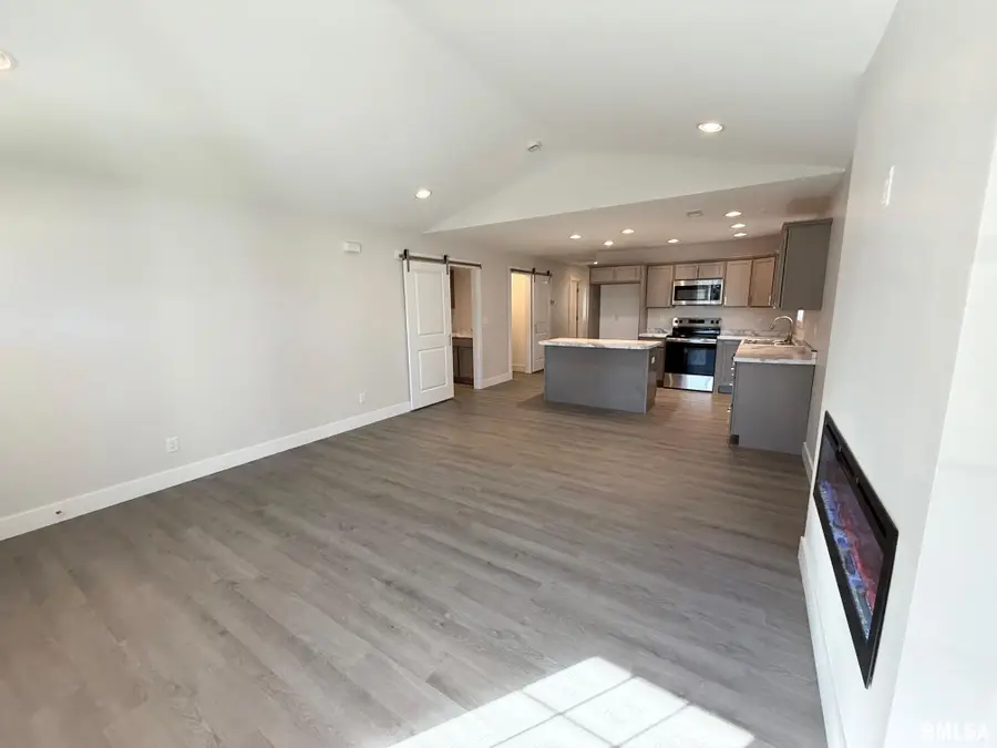 1605 Cherry Street, Quincy, IL 62301 - Image #3