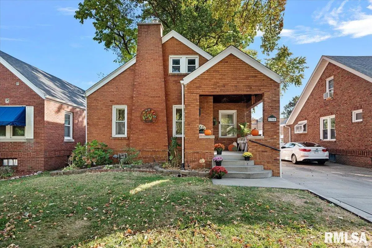 2304 Lowell Avenue, Springfield, IL 62704 - Image #1
