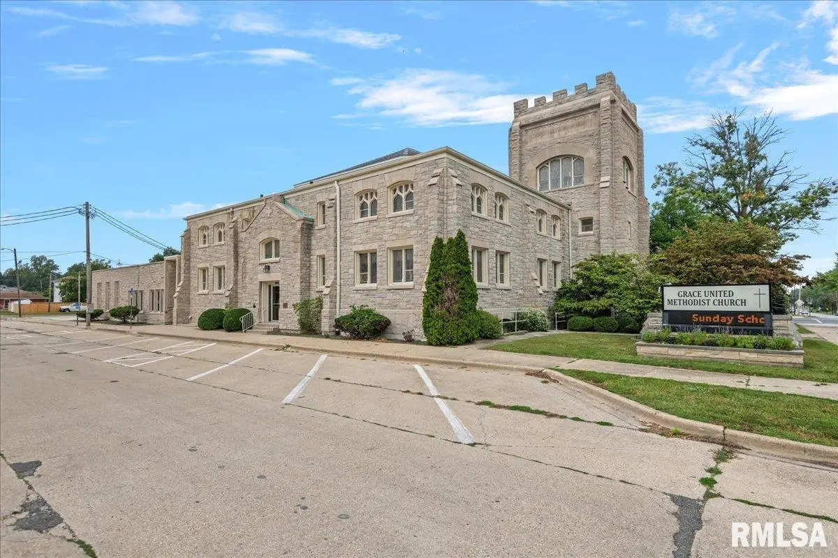 400 W Morgan Street, Jacksonville, IL 62650 - Image #1