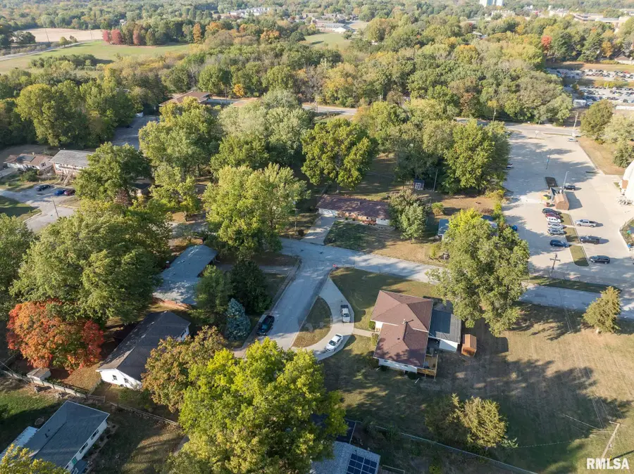 1224 W Calhoun Street, Macomb, IL 61455 - Image #3