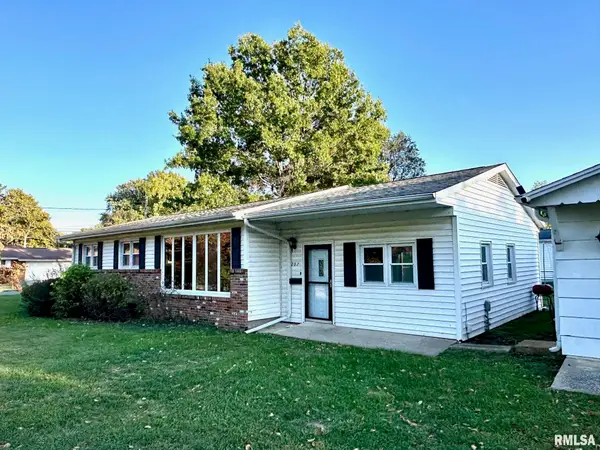 207 Mound Place, Jacksonville, IL 62650