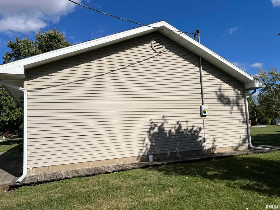 110 Wyatt Street, Franklin, IL 62638 - Image #3