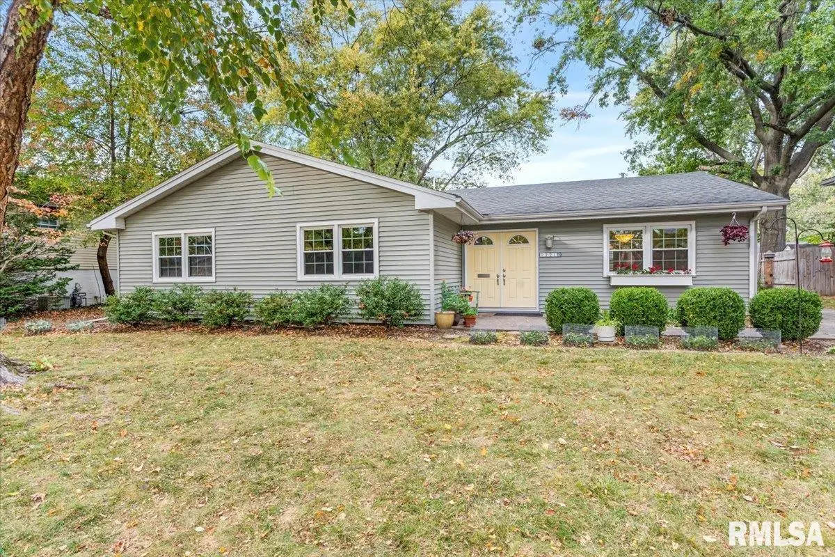 2221 Westview Drive, Springfield, IL 62704 - #1