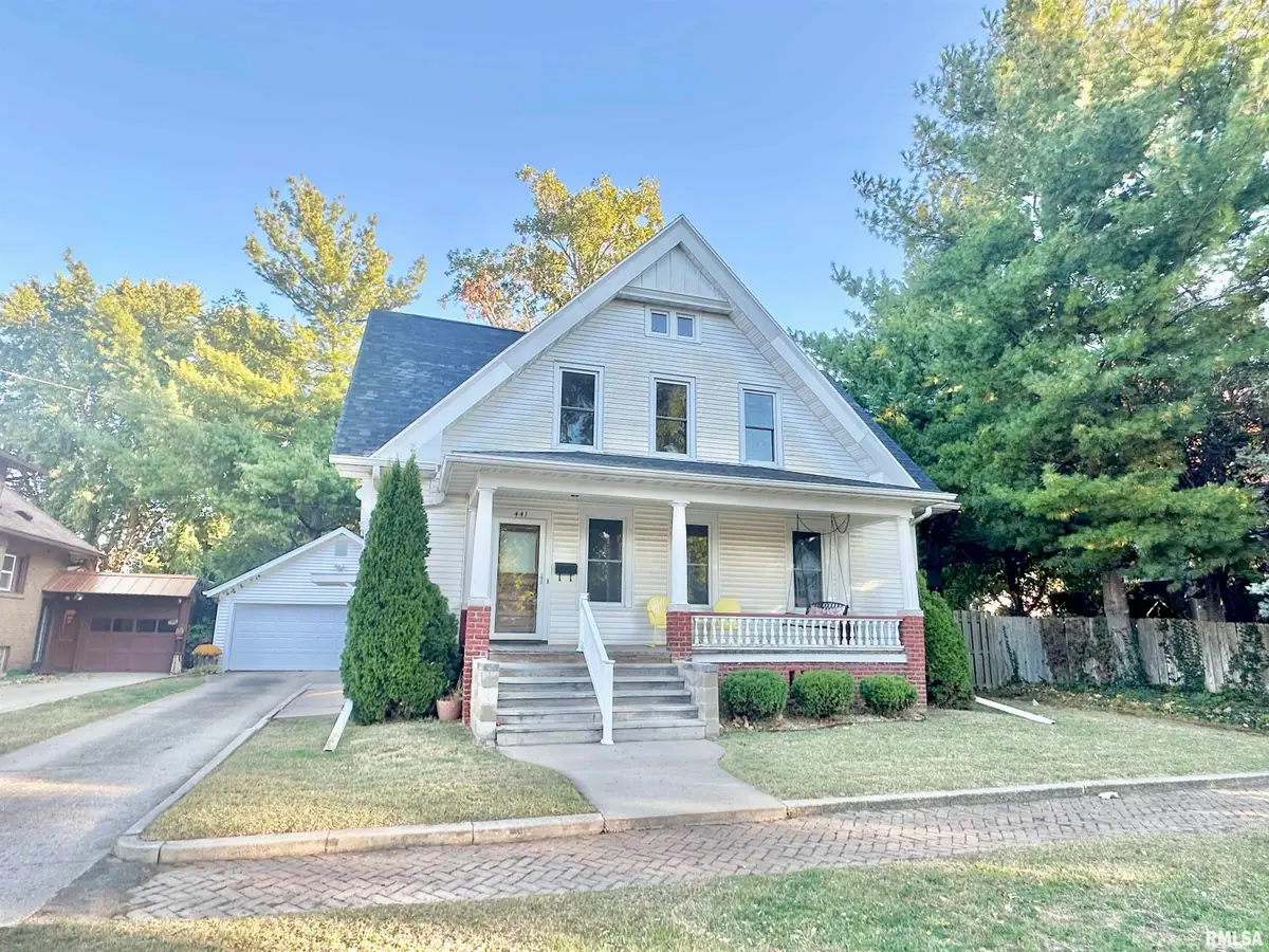 441 Greenleaf Street, Galesburg, IL 61401 - #1