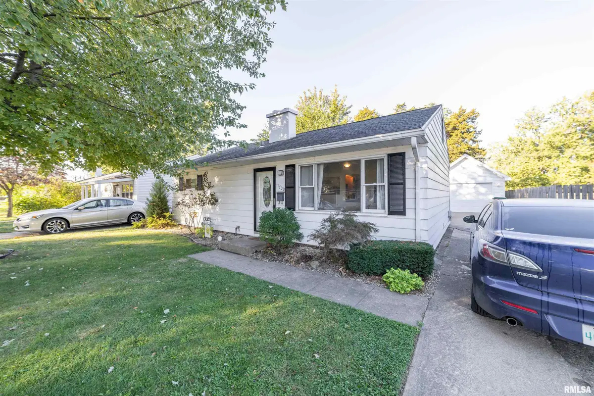 1700 W Granview Drive, Quincy, IL 62301 - #1