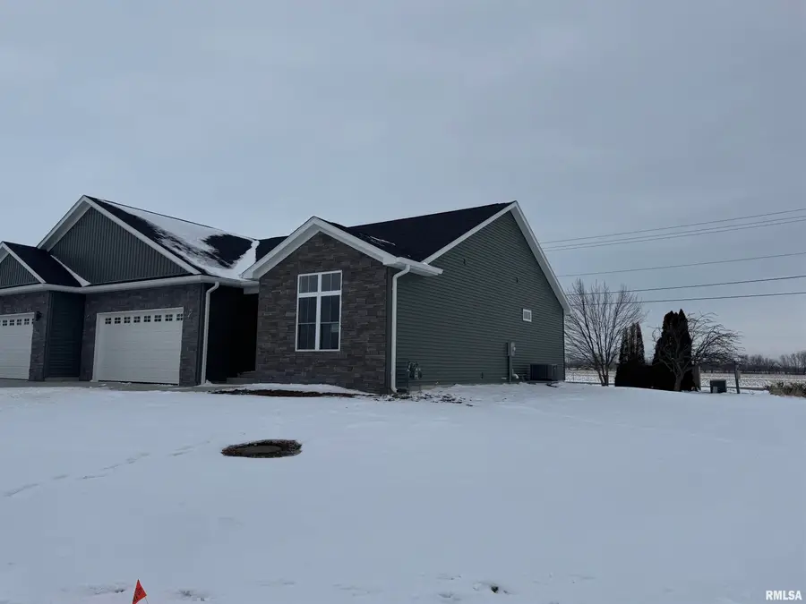 3801 Sugar Loaf Drive, Springfield, IL 62711 - Image #2