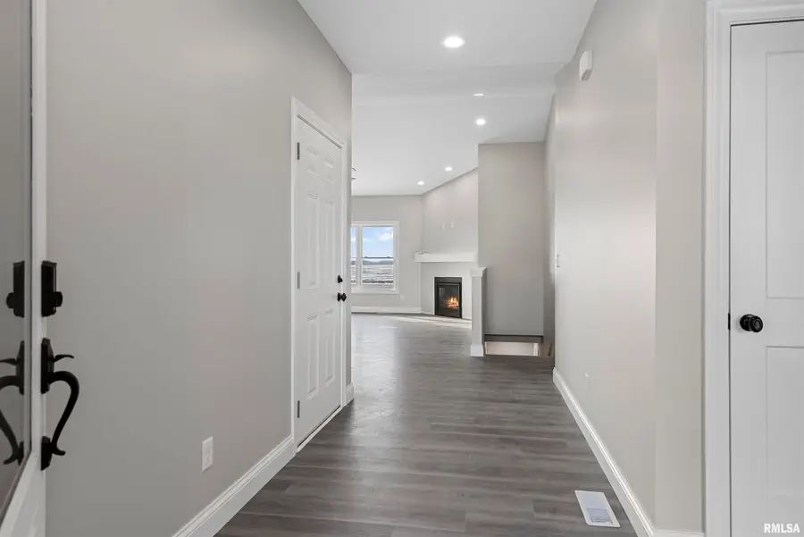 3801 Sugar Loaf Drive, Springfield, IL 62711 - Image #3