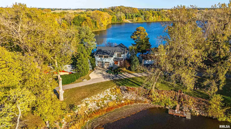 4 Cottonwood Lane, Lincoln, IL 62656 - Image #2