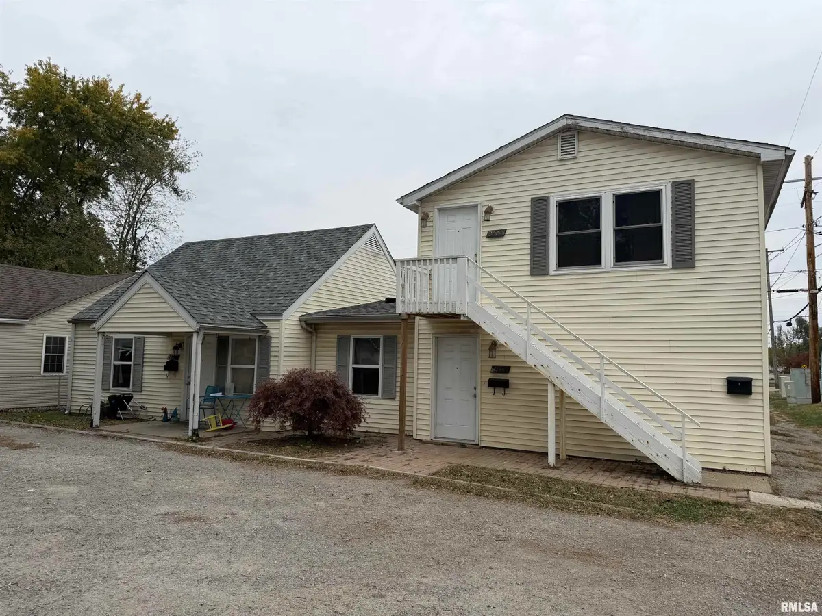 2173 E North Grand Avenue, Grandview, IL 62702 - Image #1