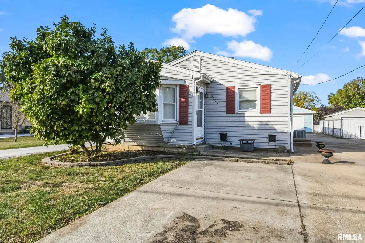 3309 E Carpenter Street, Springfield, IL 62702 - #1