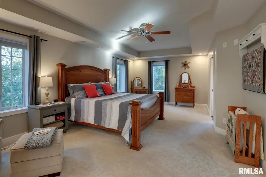 1129 S 38th Street, Quincy, IL 62305 - Image #3