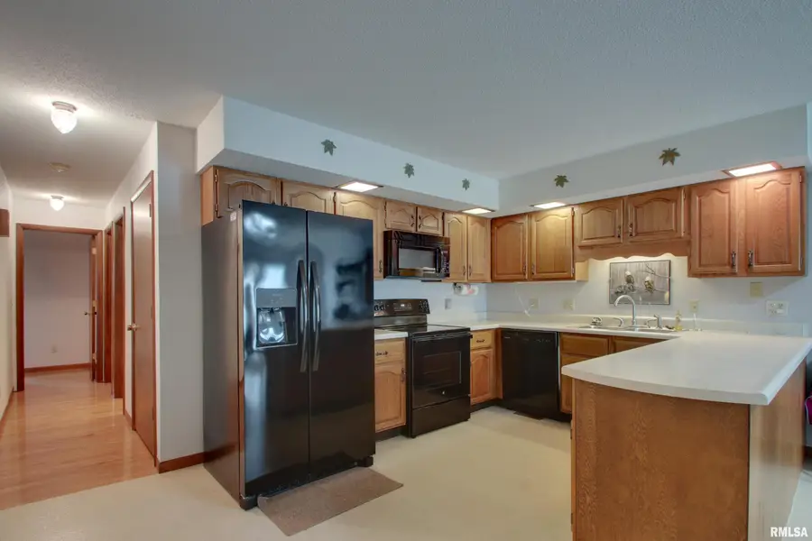 4006 Pine Ridge Drive, Quincy, IL 62305 - Image #2