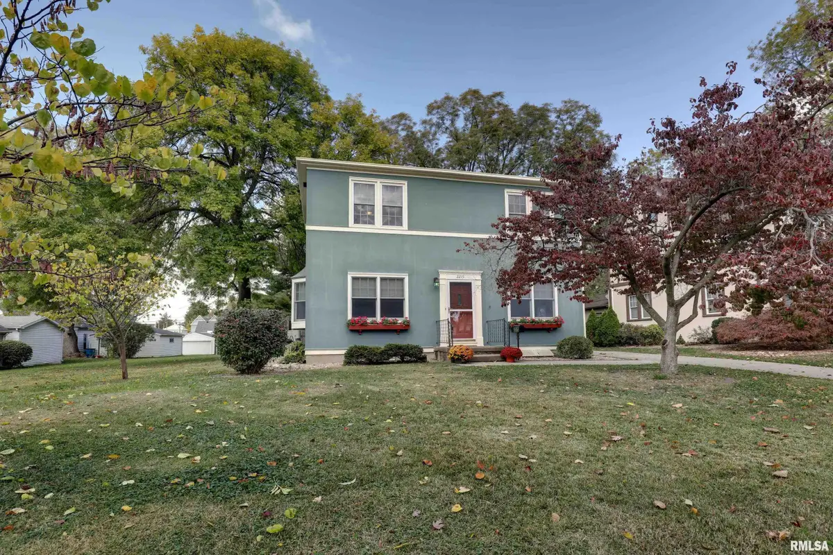 2215 Oak Street, Quincy, IL 62301 - Image #1