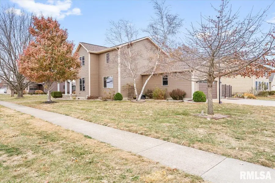 537 Richmond Drive, Chatham, IL 62629 - Image #3