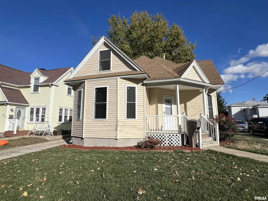 500 N Diamond Avenue, Jacksonville, IL 62650 - Image #2