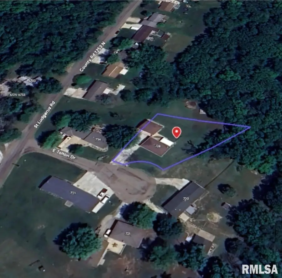 728 E Tolton Drive, Quincy, IL 62305 - Image #2