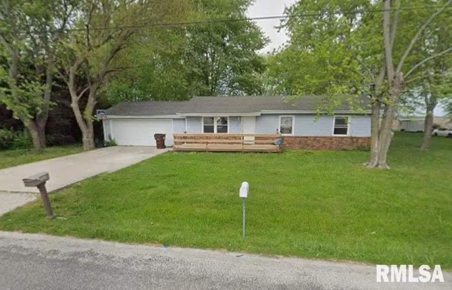 4635 Dickey John Road, Auburn, IL 62615 - #1