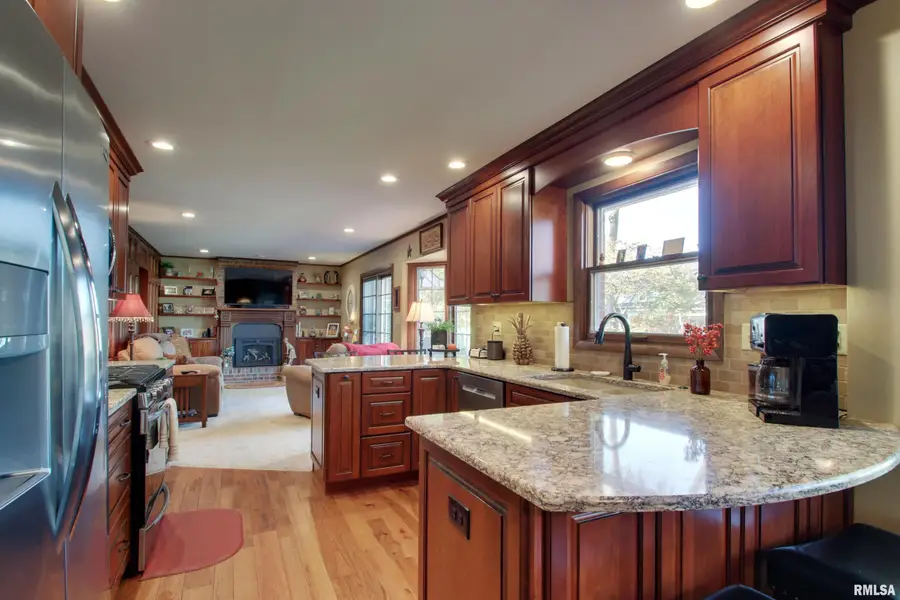 3111 Cabot Road, Quincy, IL 62301 - Image #2