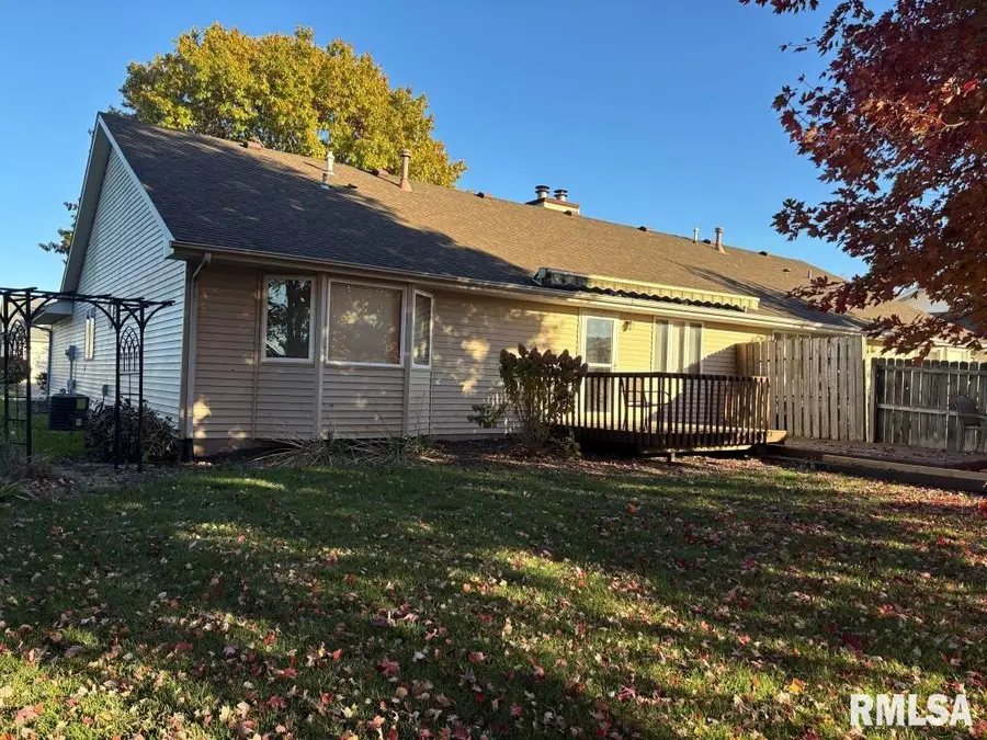 1621 Woodmore Drive, Springfield, IL 62711 - Image #2