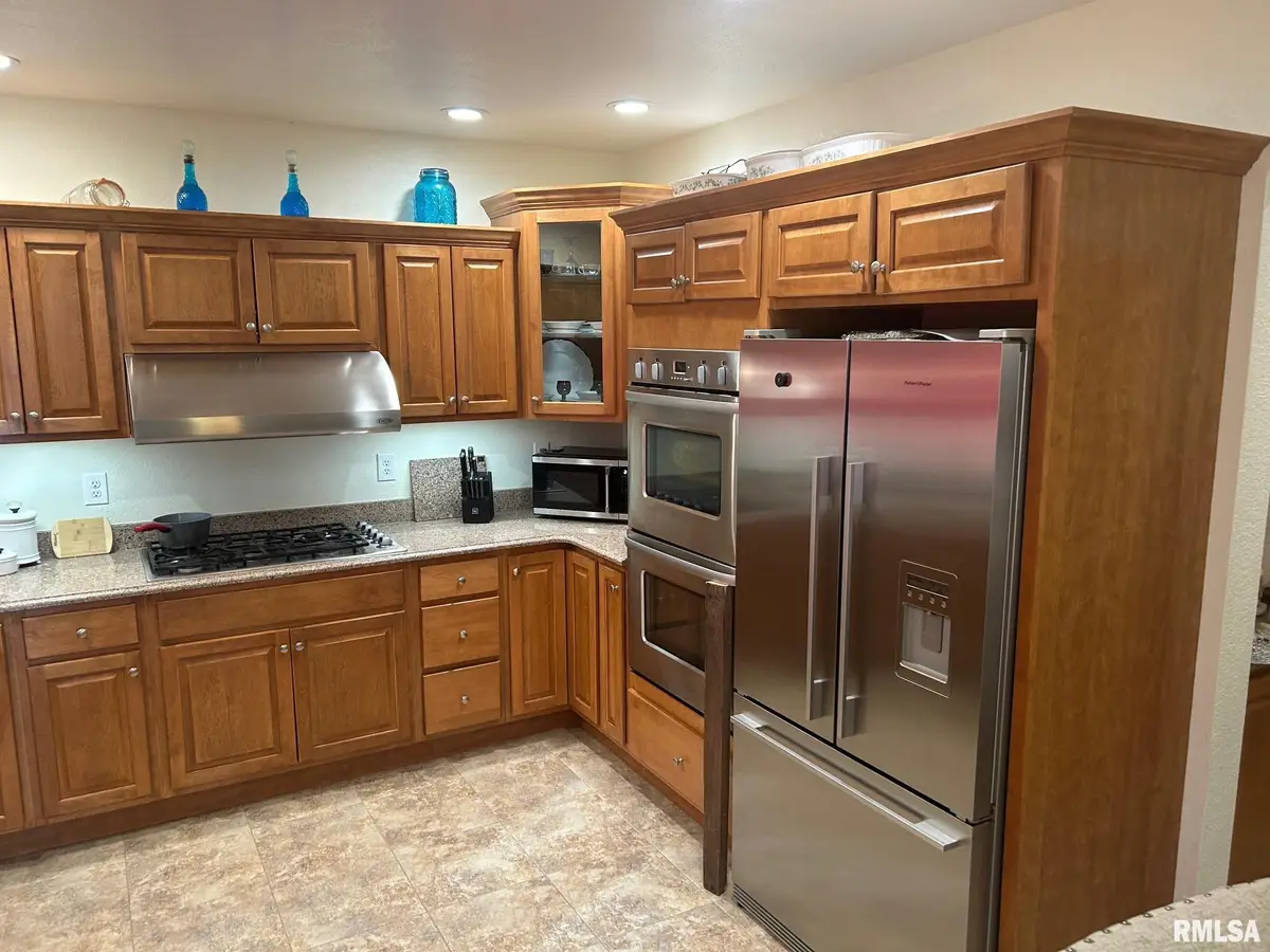 708 W Market Street, Taylorville, IL 62568 - Image #1