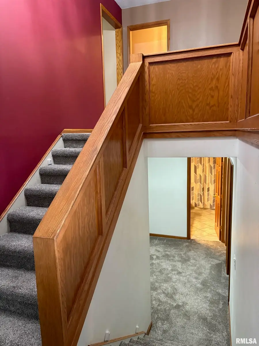 1249 Woods Lane, Jacksonville, IL 62650 - Image #3