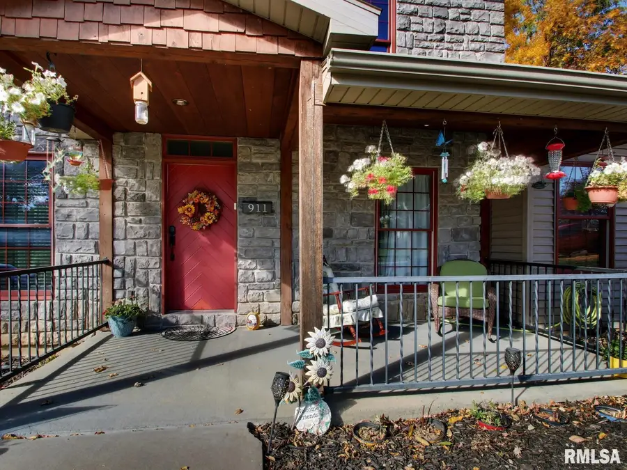 911 Ridgewood Drive, Quincy, IL 62301 - Image #2