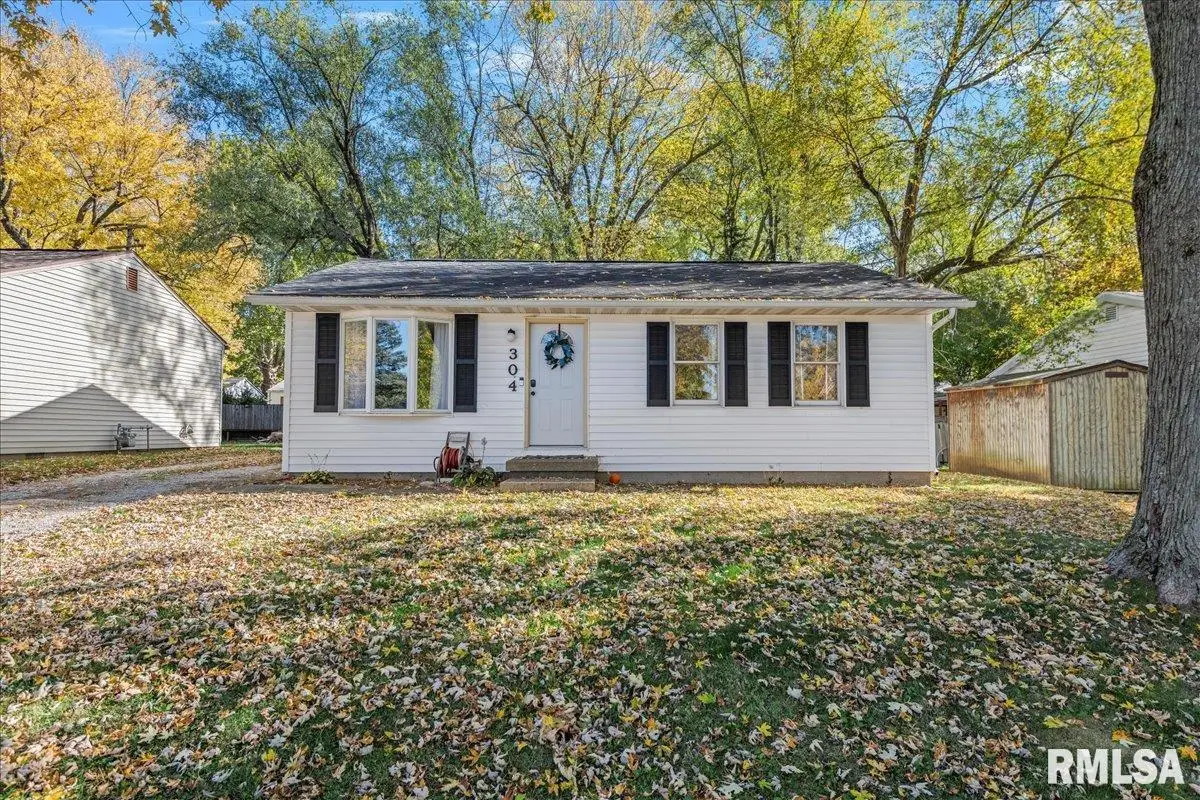 304 N Water Street, Rochester, IL 62563 - #1