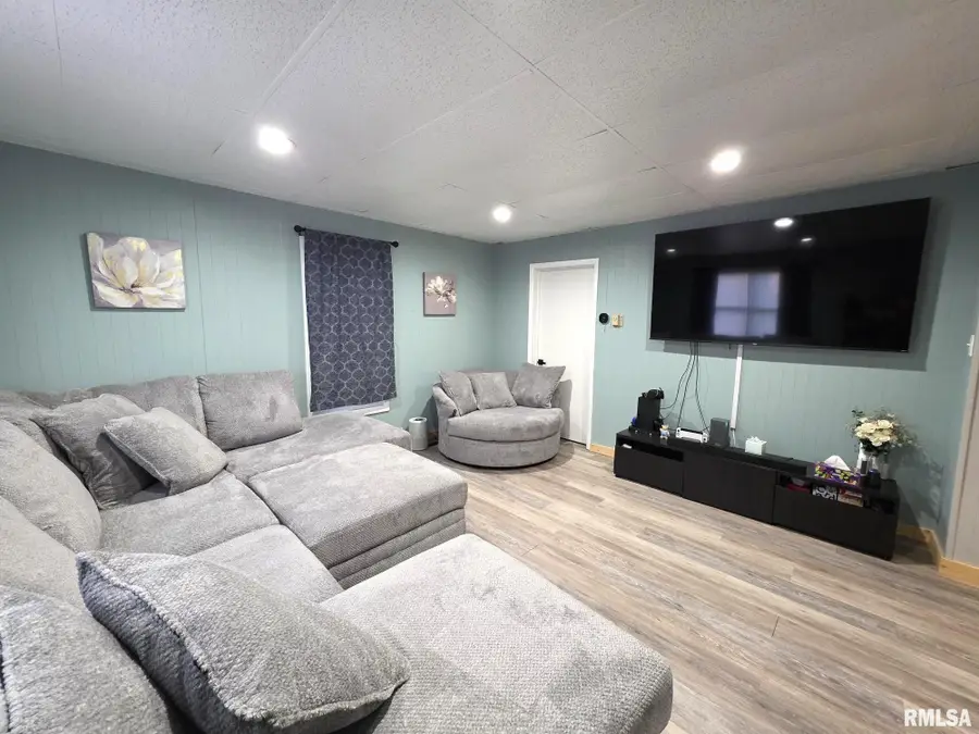 1431 Spruce Street, Quincy, IL 62301 - Image #3