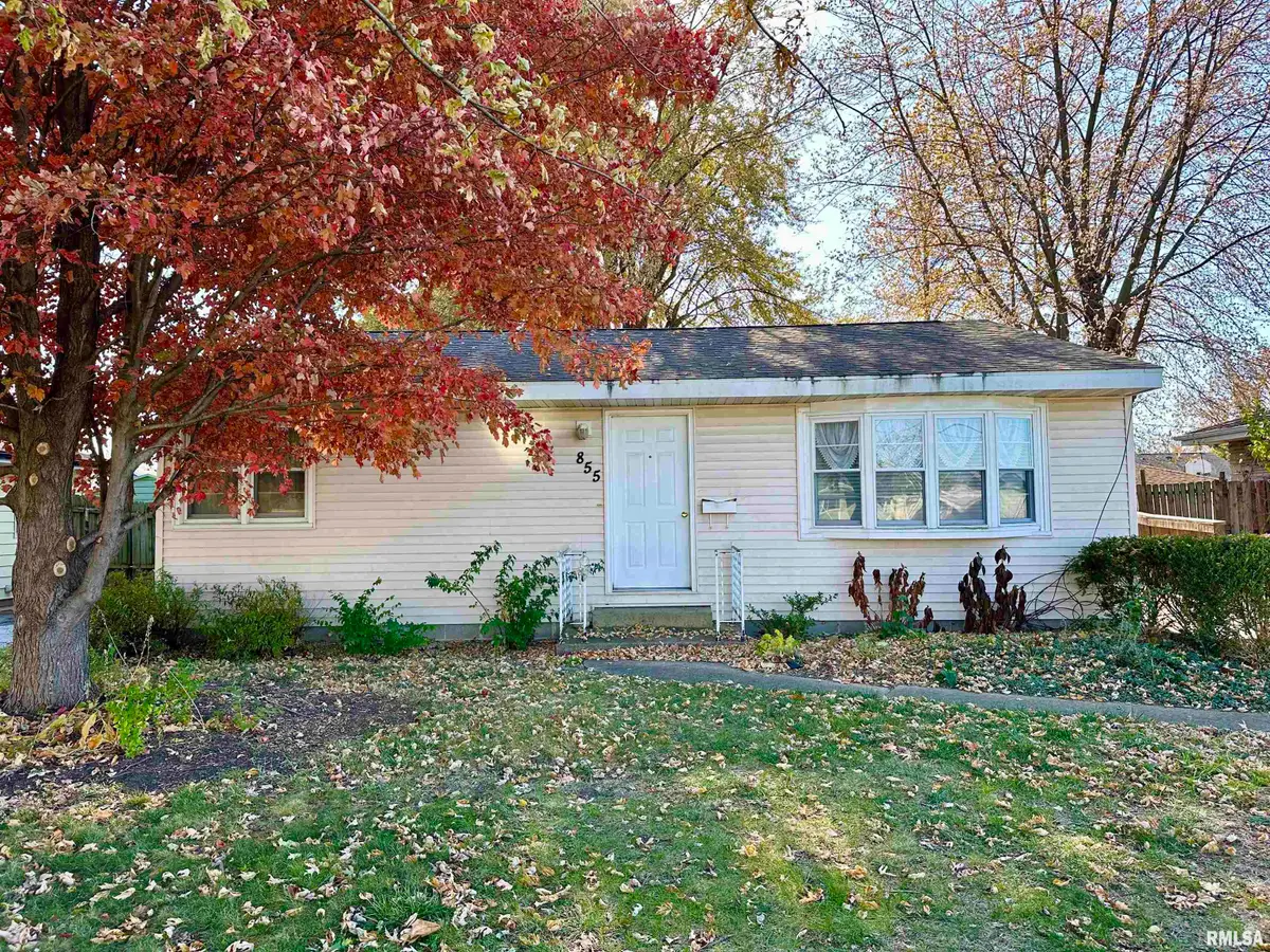 855 W Superior Avenue, Jacksonville, IL 62650 - Image #1