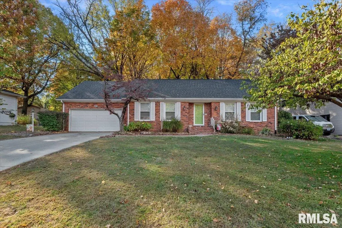 929 Roanoke Drive, Springfield, IL 62702 - #1