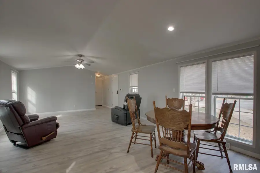 1512 Dewees Avenue, Quincy, IL 62305 - Image #3