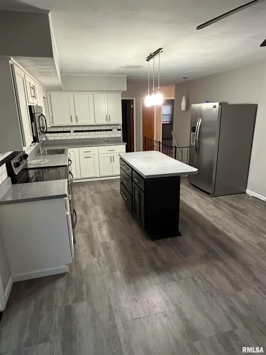 1202 Florida Avenue, Decatur, IL 62521 - Image #3