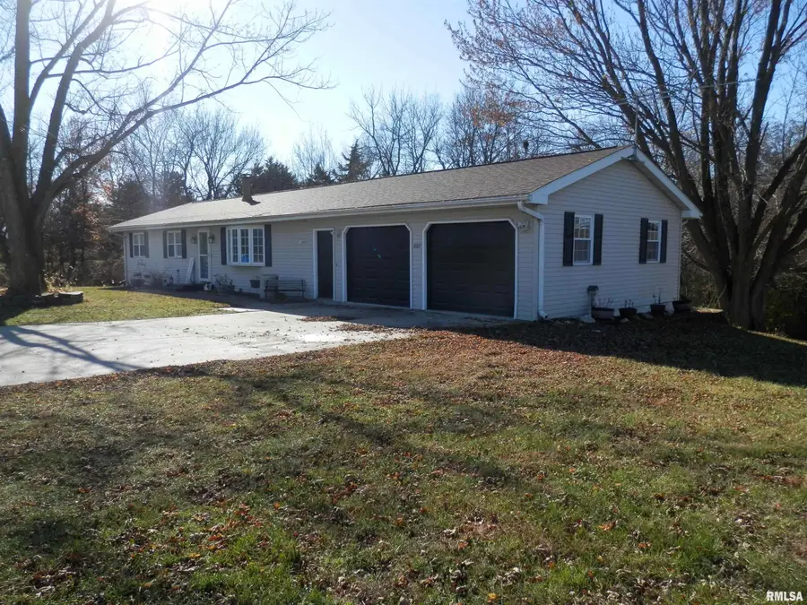 607 210th Avenue, Monmouth, IL 61462 - Image #2